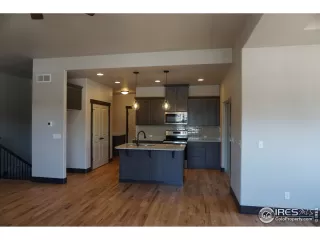 Photo #5: 897208 Listing