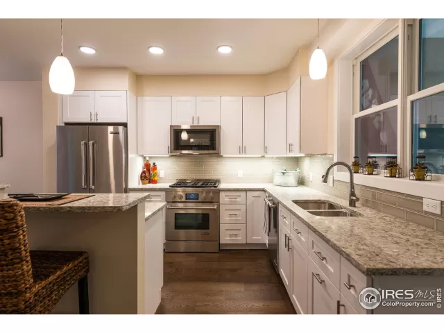 MLS: 897286 Condo For Sale