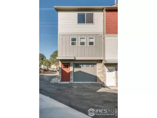 Photo #3: 897287 Listing