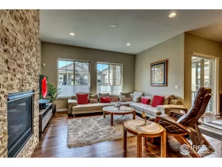 Photo #2: 897516 Listing