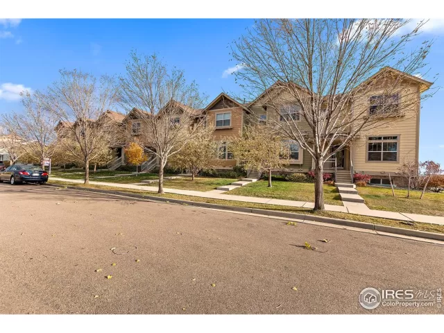 MLS: 897622 Condo For Sale