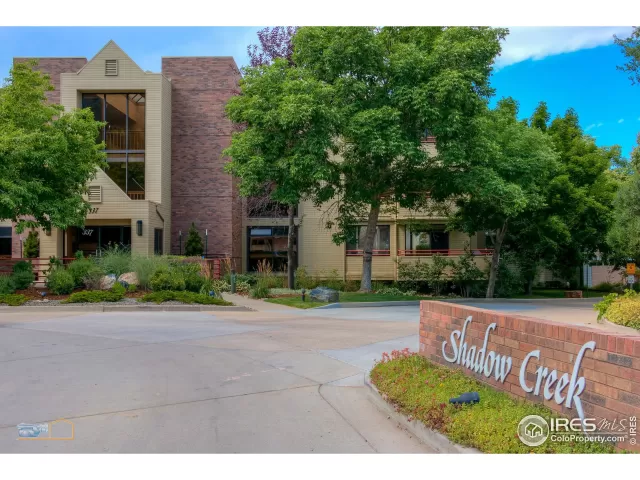 MLS: 897880 Condo For Sale