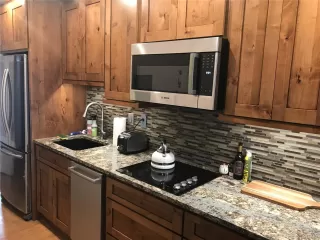 Photo #3: 8979293 Listing