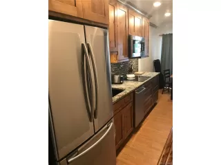 Photo #5: 8979293 Listing