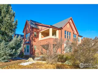 Photo #2: 897996 Listing