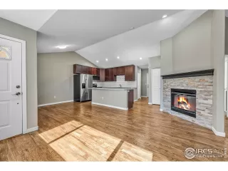 Photo #3: 898063 Listing