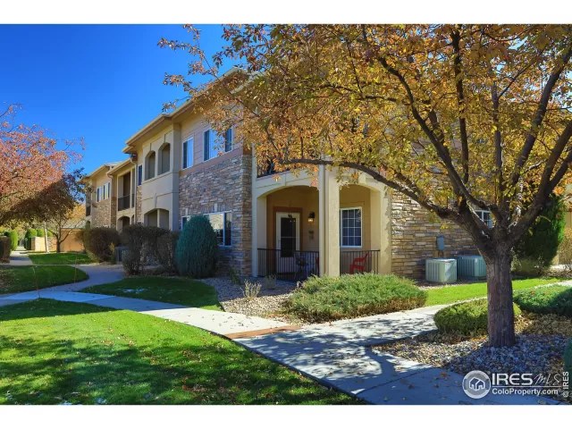 MLS: 898070 Condo For Sale