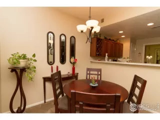 Photo #4: 898070 Listing