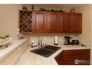 Photo #6: 898070 Listing