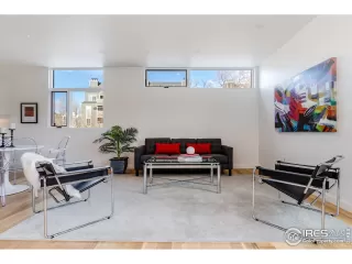 Photo #6: 898080 Listing