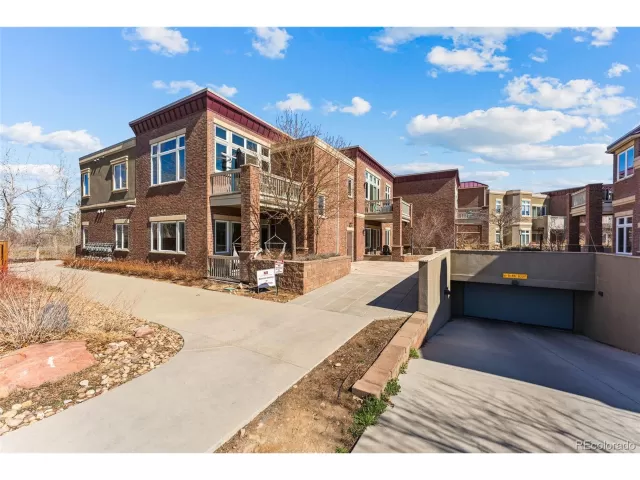 MLS: 8981075 Condo For Sale