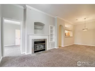 Photo #4: 898124 Listing