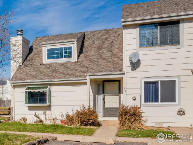 MLS: 898158 Condo For Sale