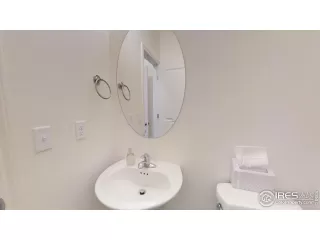 Photo #6: 898172 Listing