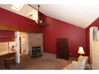 Photo #1: 898177 Listing