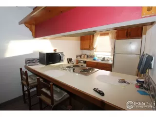 Photo #4: 898177 Listing