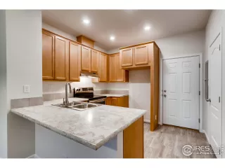 Photo #3: 898346 Listing