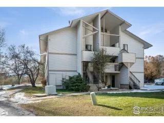 Photo #2: 898436 Listing