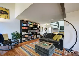 Photo #3: 898493 Listing