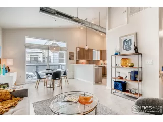 Photo #4: 898529 Listing 