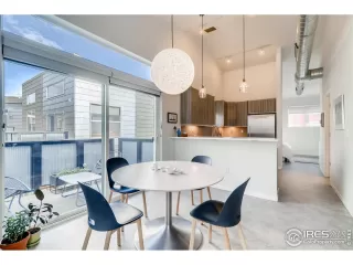 Photo #6: 898529 Listing 