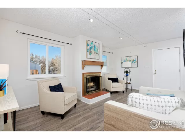 MLS: 898661 Condo For Sale