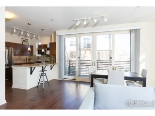 Photo #6: 898689 Listing 