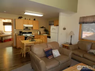 Photo #4: 898745 Listing