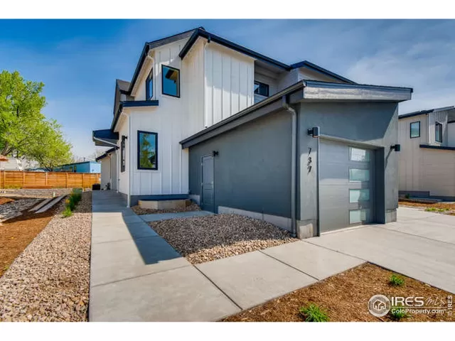 MLS: 898963 Condo For Sale