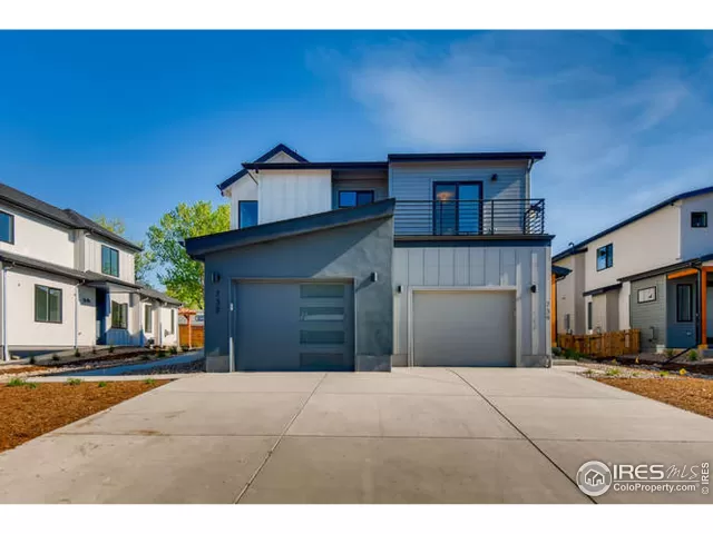 MLS: 898966 Condo For Sale