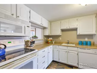 Photo #5: 899001 Listing