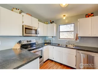 Photo #6: 899005 Listing