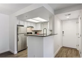 Photo #3: 8990240 Listing