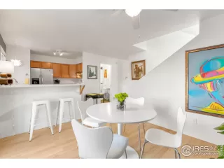 Photo #6: 899097 Listing