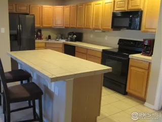 Photo #5: 899124 Listing