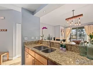 Photo #6: 899129 Listing