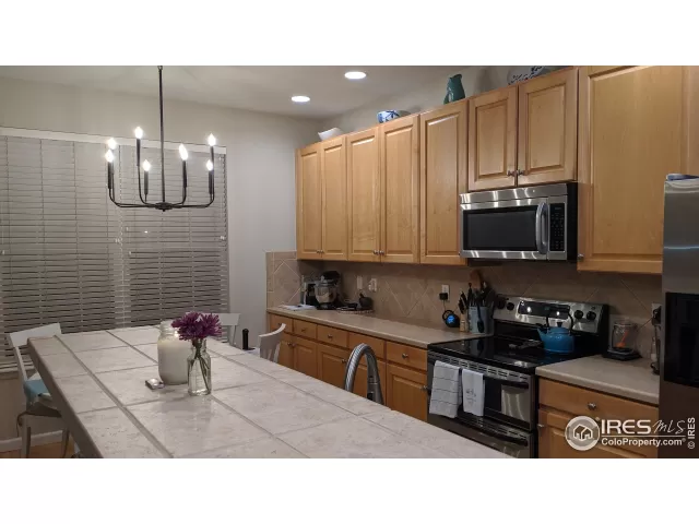 MLS: 899139 Condo For Sale