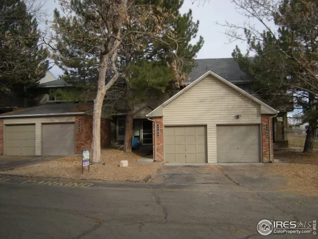 MLS: 899210 Condo For Sale