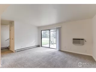 Photo #5: 899280 Listing