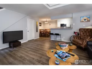 Photo #4: 899395 Listing 