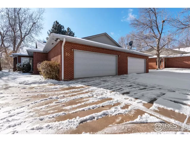 MLS: 899419 Condo For Sale