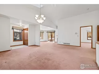 Photo #2: 899419 Listing