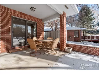 Photo #5: 899419 Listing