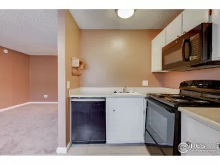 Photo #6: 899508 Listing