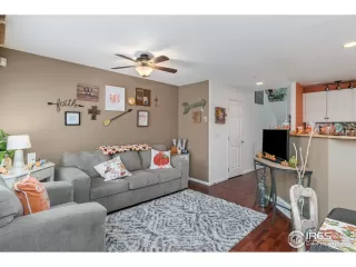 Photo #6: 899521 Listing