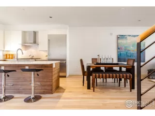 Photo #2: 899540 Listing