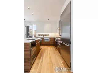 Photo #5: 899540 Listing