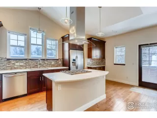 Photo #4: 899552 Listing 