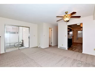 Photo #4: 899583 Listing