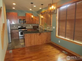 Photo #1: 899685 Listing 